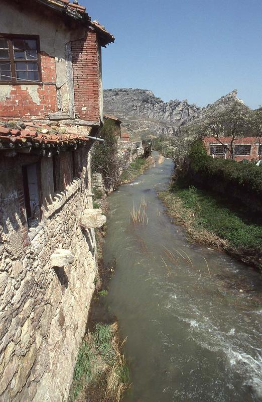 RWT 0258 312-23 Spain Cantabria.jpg